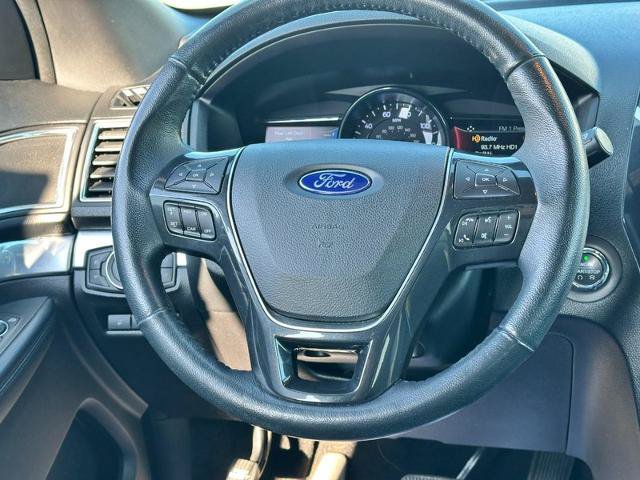 Certified 2019 Ford Explorer Limited w/ Class III Trailer Tow Package FWD image 14