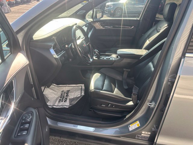 Used 2023 Cadillac XT6 Premium Luxury FWD image 16