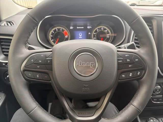 Used 2022 Jeep Cherokee Trailhawk w/ Sun, Sound & Nav Group image 14