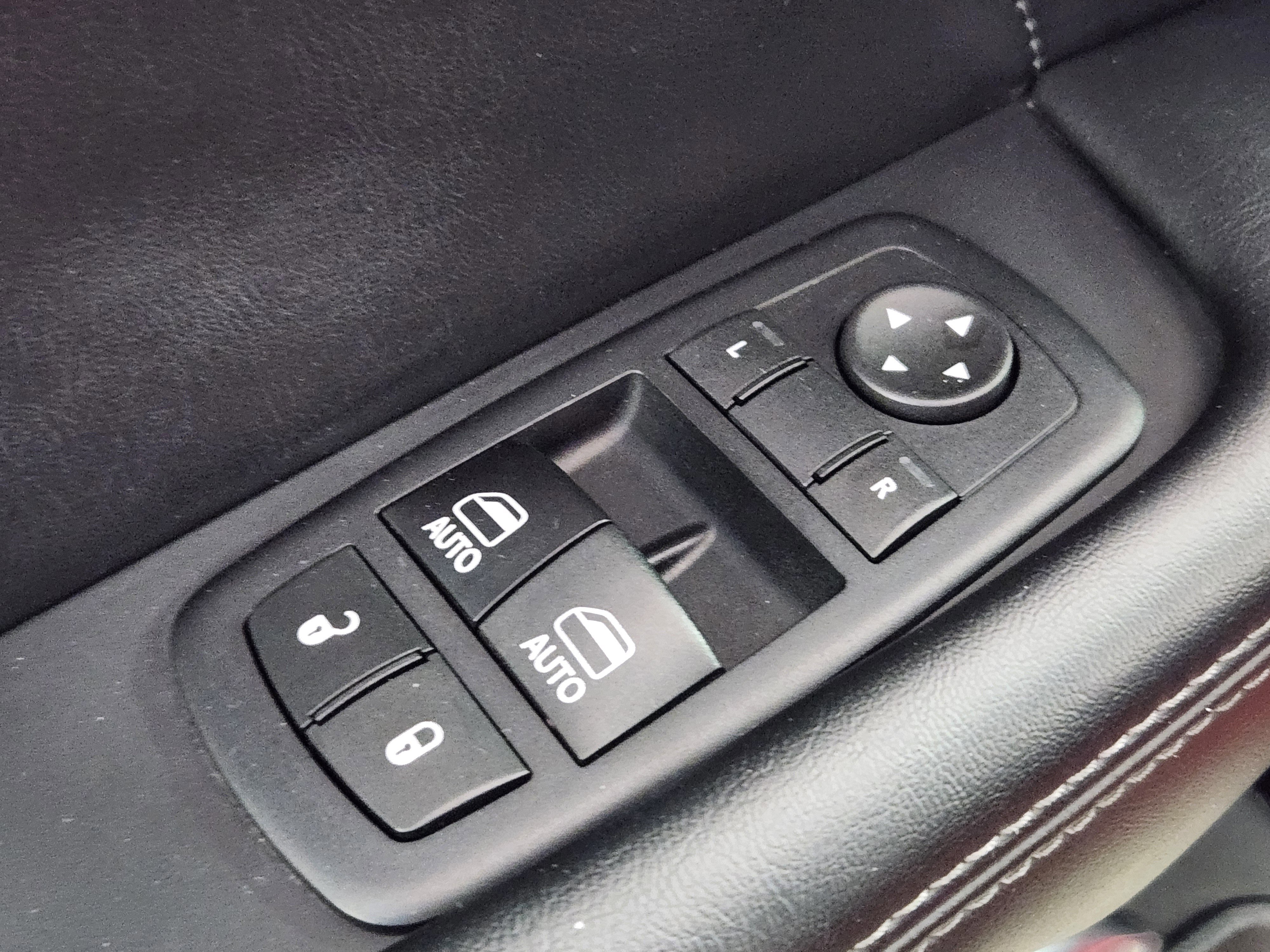 Used 2017 Dodge Challenger SXT Plus image 17