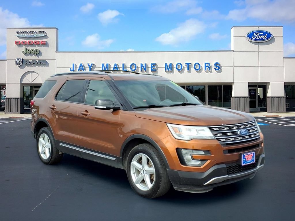 Certified 2017 Ford Explorer XLT w/ Equipment Group 201A AWD/4WD image 10