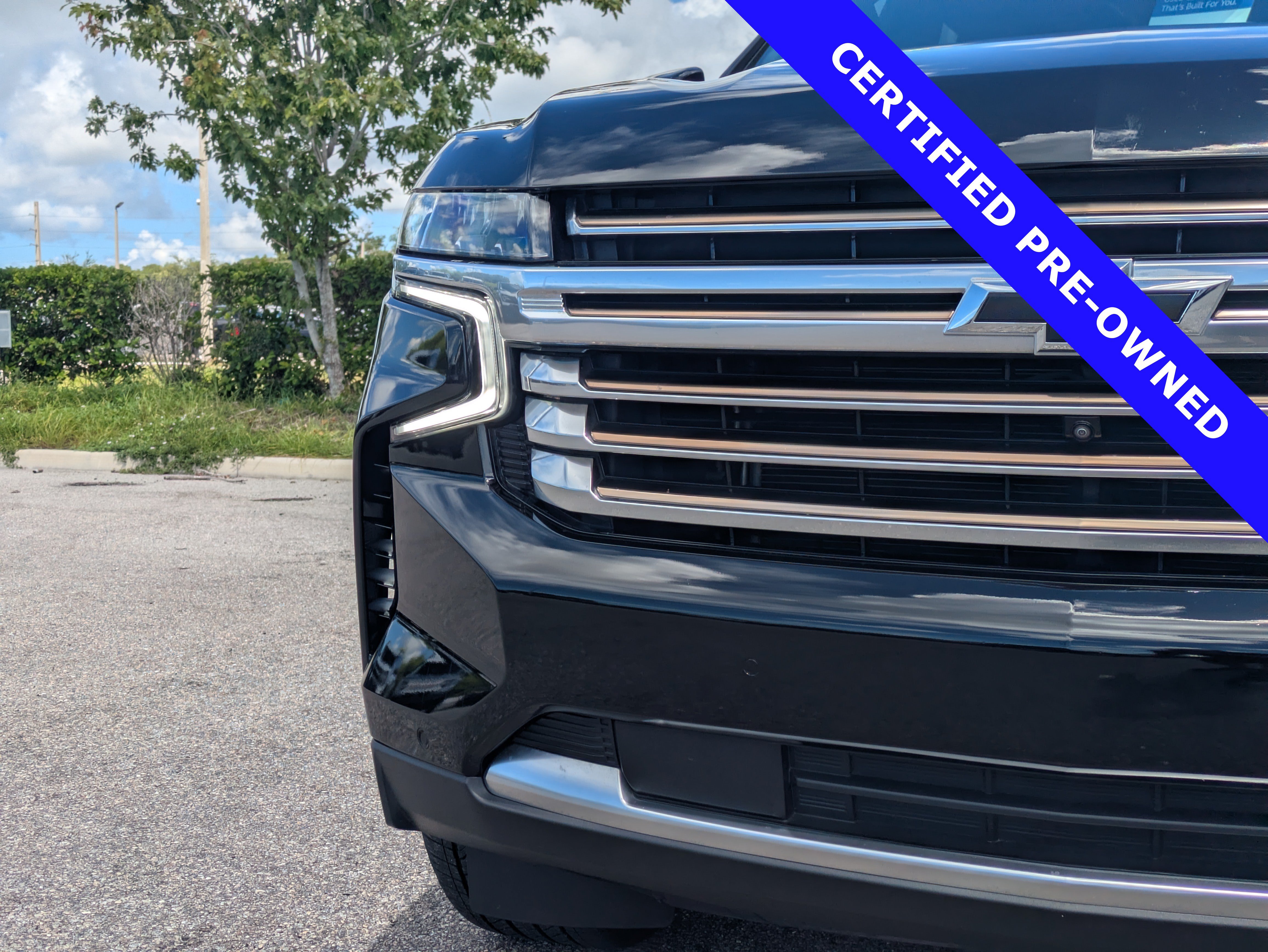 Used 2024 Chevrolet Tahoe High Country RWD image 10
