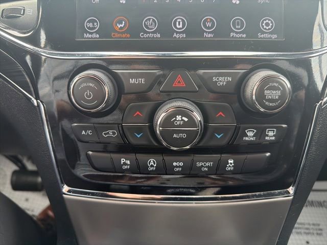 Used 2022 Jeep Grand Cherokee Limited image 18