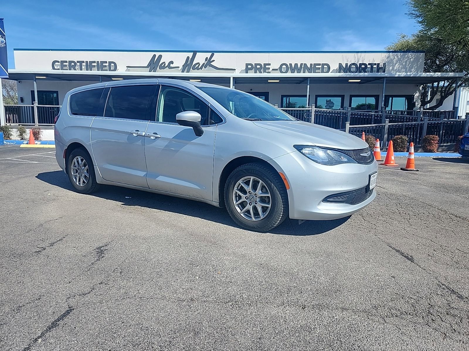 Used 2023 Chrysler Voyager LX