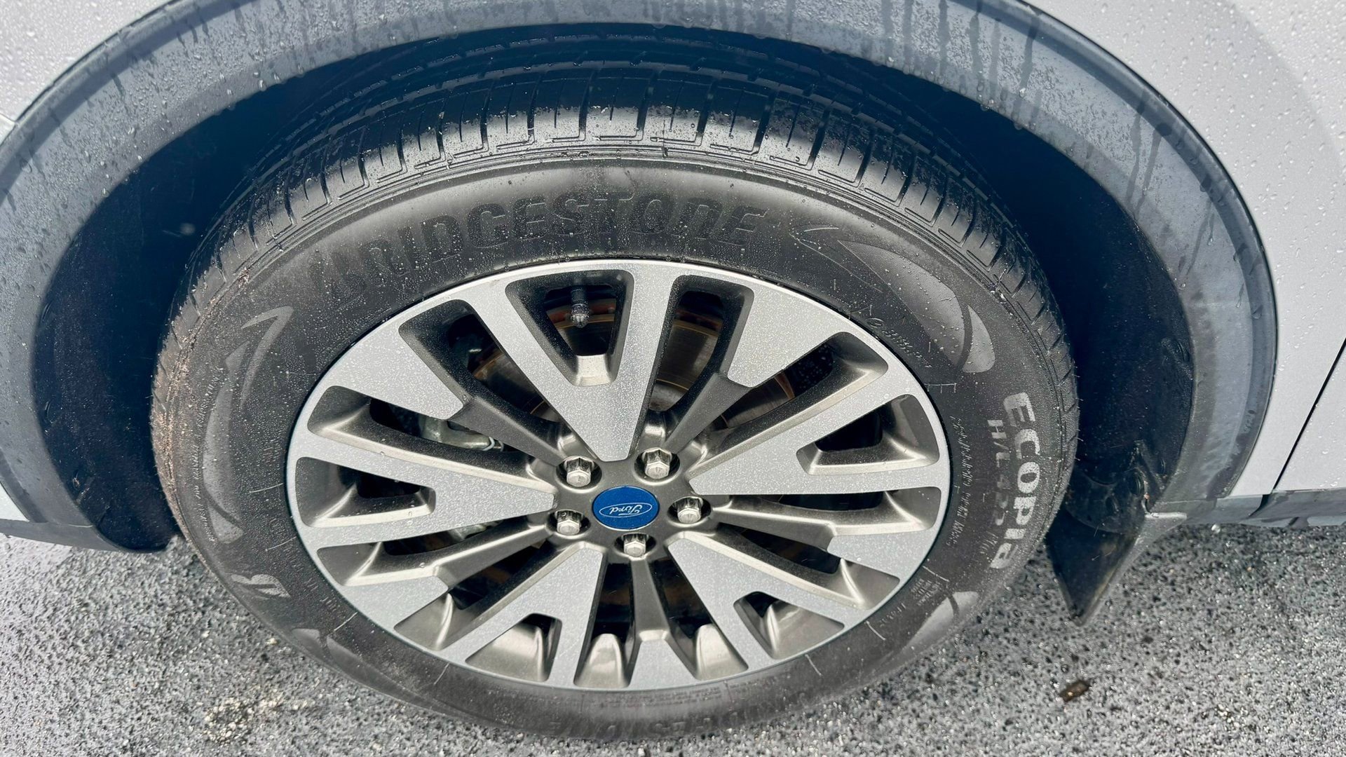 Certified 2020 Ford Escape Titanium w/ Titanium Premium Package 2.0 image 21