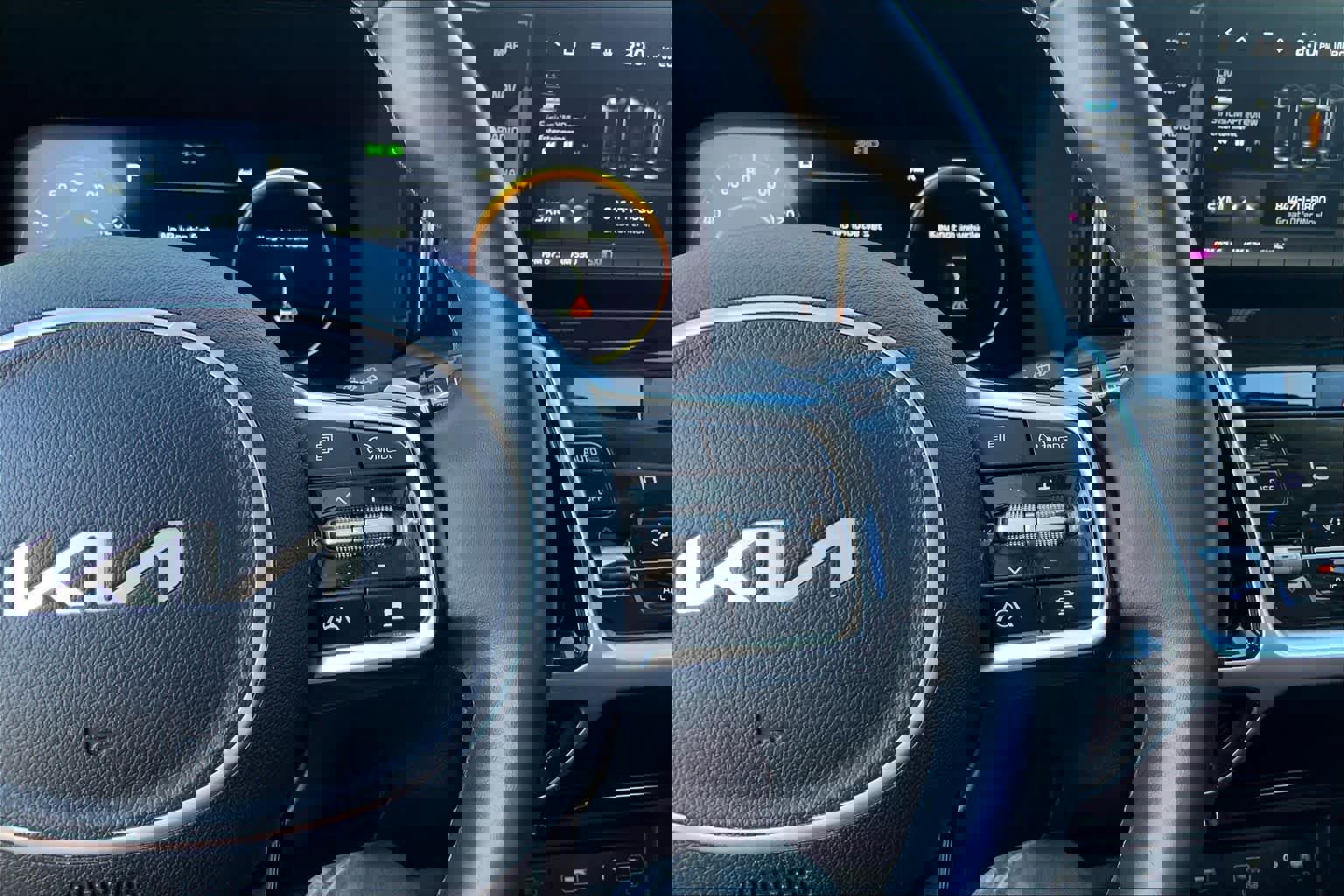 Used 2022 Kia Sorento SX Prestige w/ Rust Color Package image 24