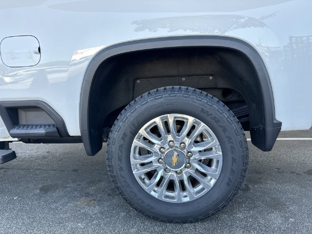 Used 2023 Chevrolet Silverado 2500 High Country w/ Z71 Off-Road Package AWD/4WD image 10