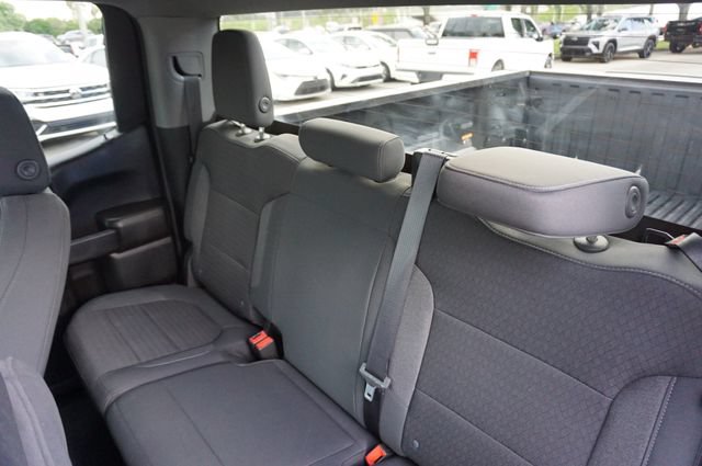 Used 2020 Chevrolet Silverado 1500 LT w/ LT Value Package RWD image 19