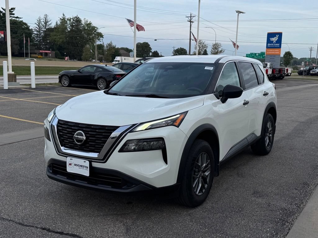 Used 2021 Nissan Rogue S AWD/4WD image 34
