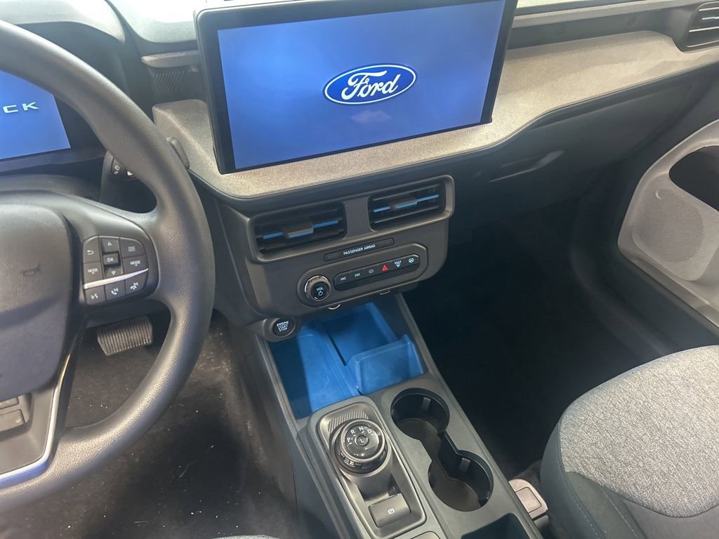 Certified 2025 Ford Maverick XLT w/ Equipment Group 302A AWD/4WD image 5