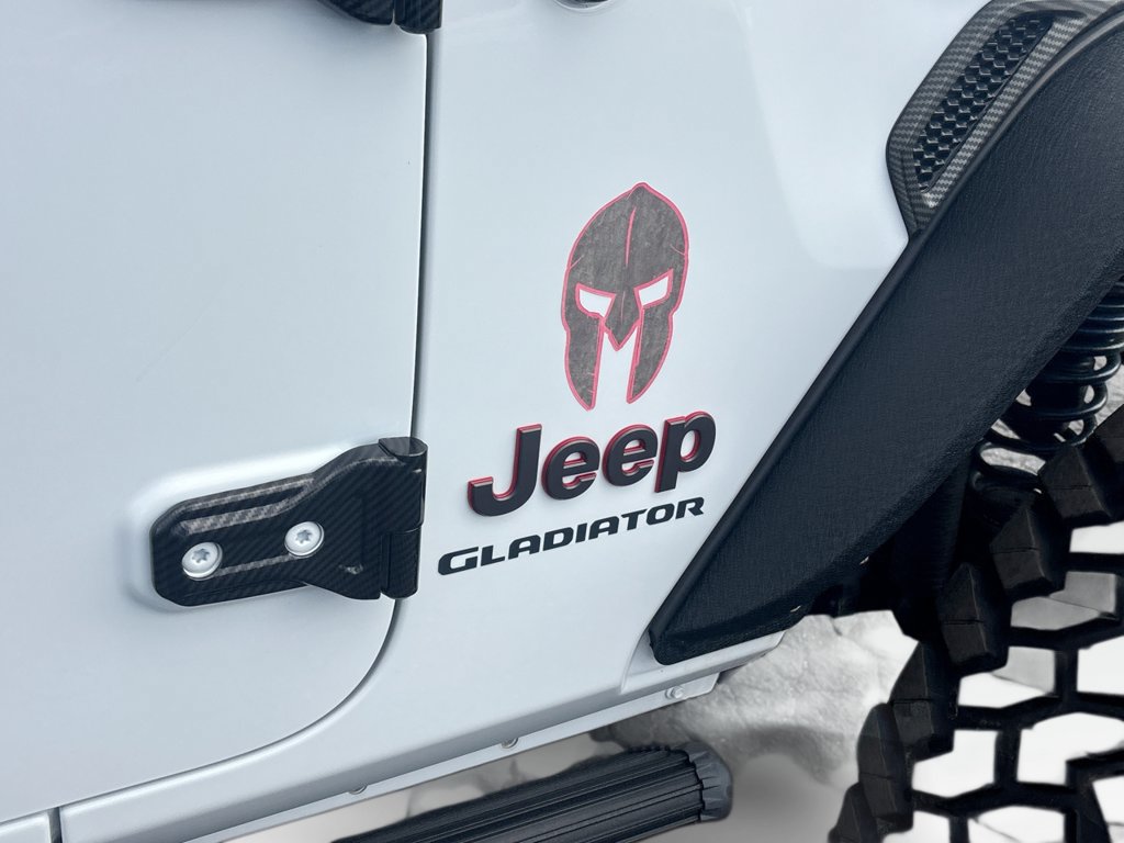 Used 2023 Jeep Gladiator Rubicon w/ Cold Weather Group AWD/4WD image 13