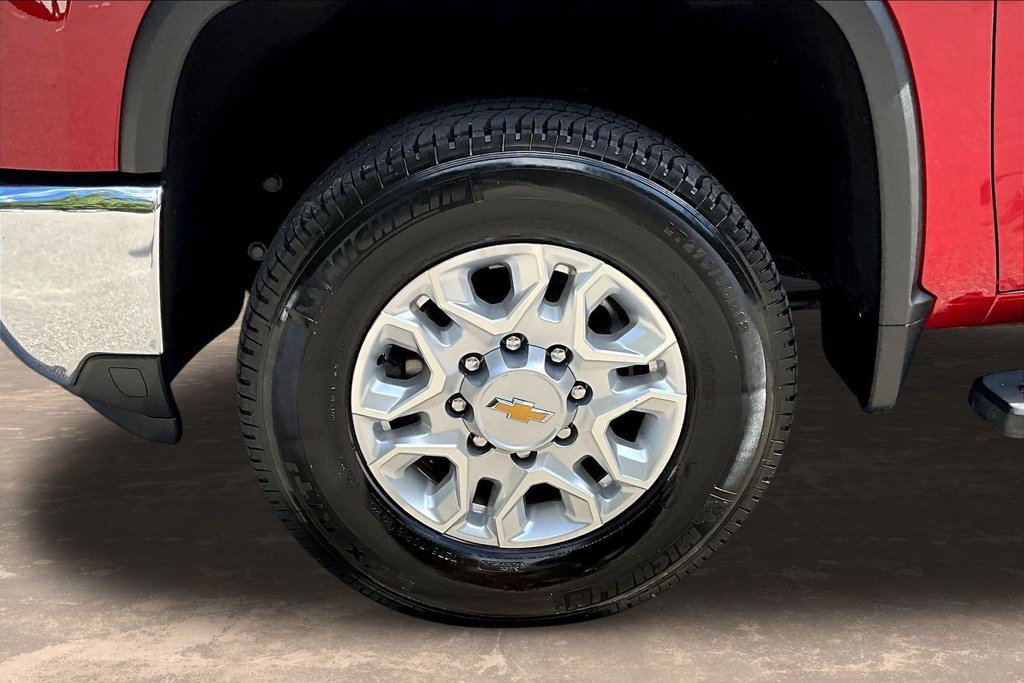 Used 2024 Chevrolet Silverado 2500 LTZ w/ LTZ Premium Package AWD/4WD image 36