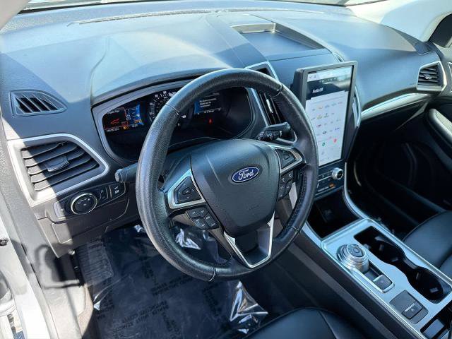 Certified 2022 Ford Edge SEL w/ Convenience Package AWD/4WD image 10