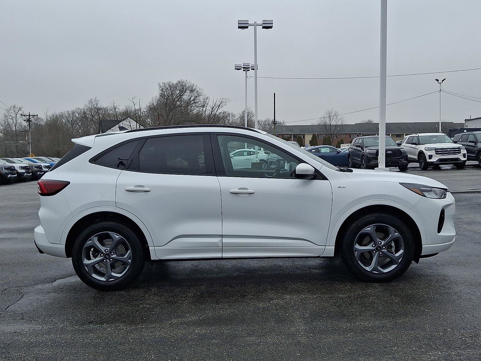 Certified 2023 Ford Escape ST-Line Select w/ Tech Pack #1 image 7