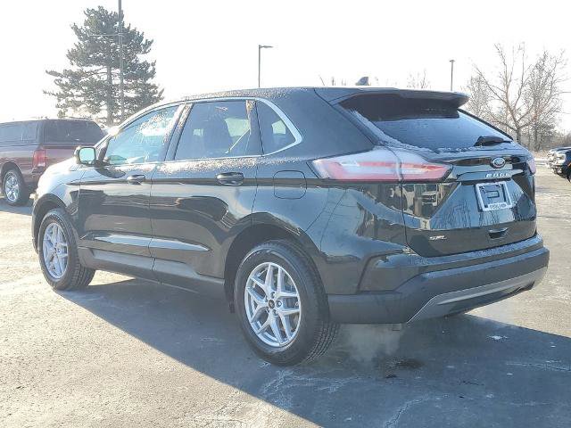 Certified 2023 Ford Edge SEL w/ Convenience Package image 2