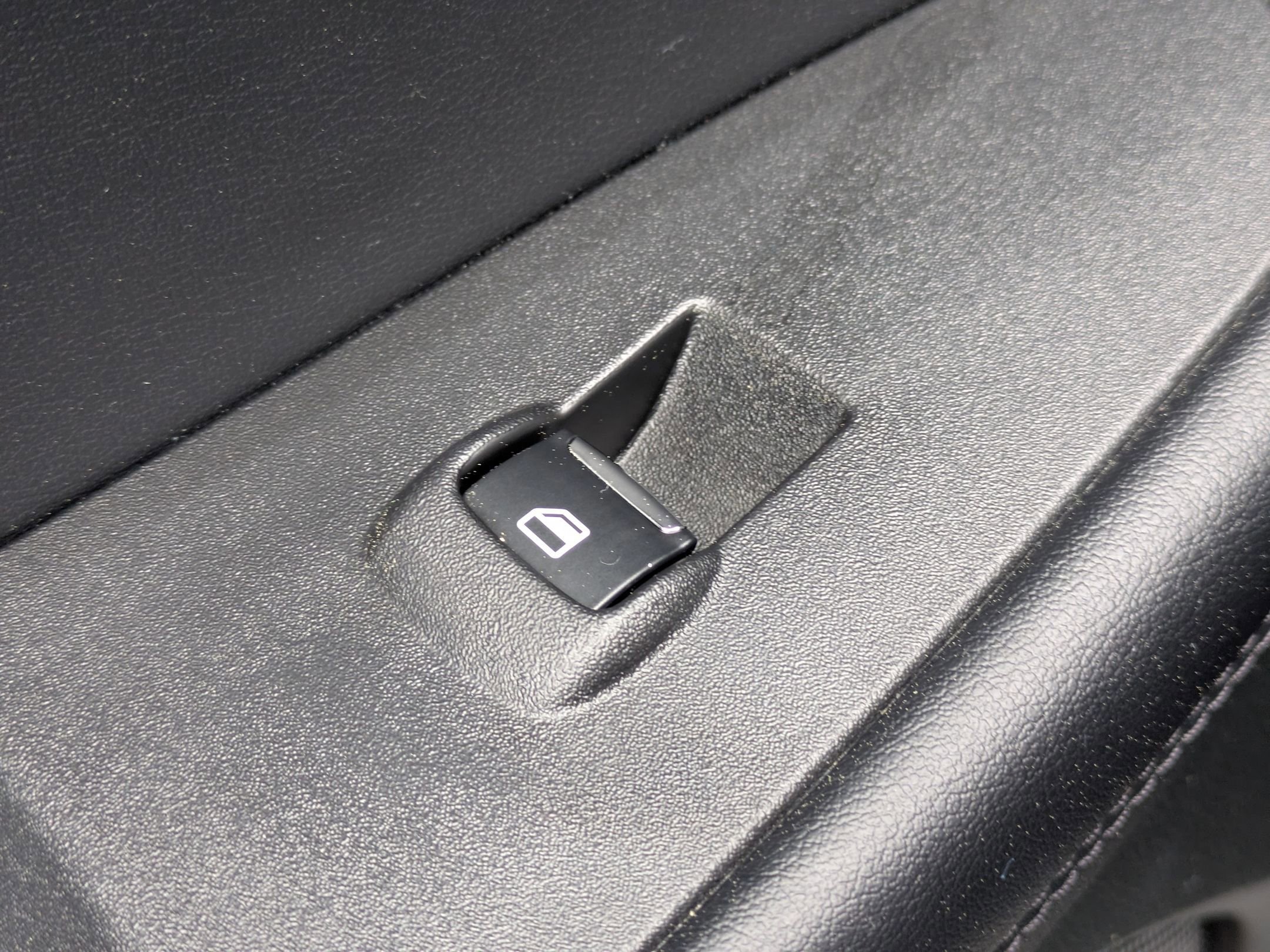 Certified 2023 Ford Edge SEL w/ Convenience Package image 27