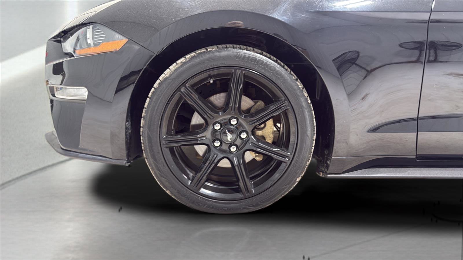 Certified 2018 Ford Mustang Coupe w/ Equipment Group 101A RWD image 26