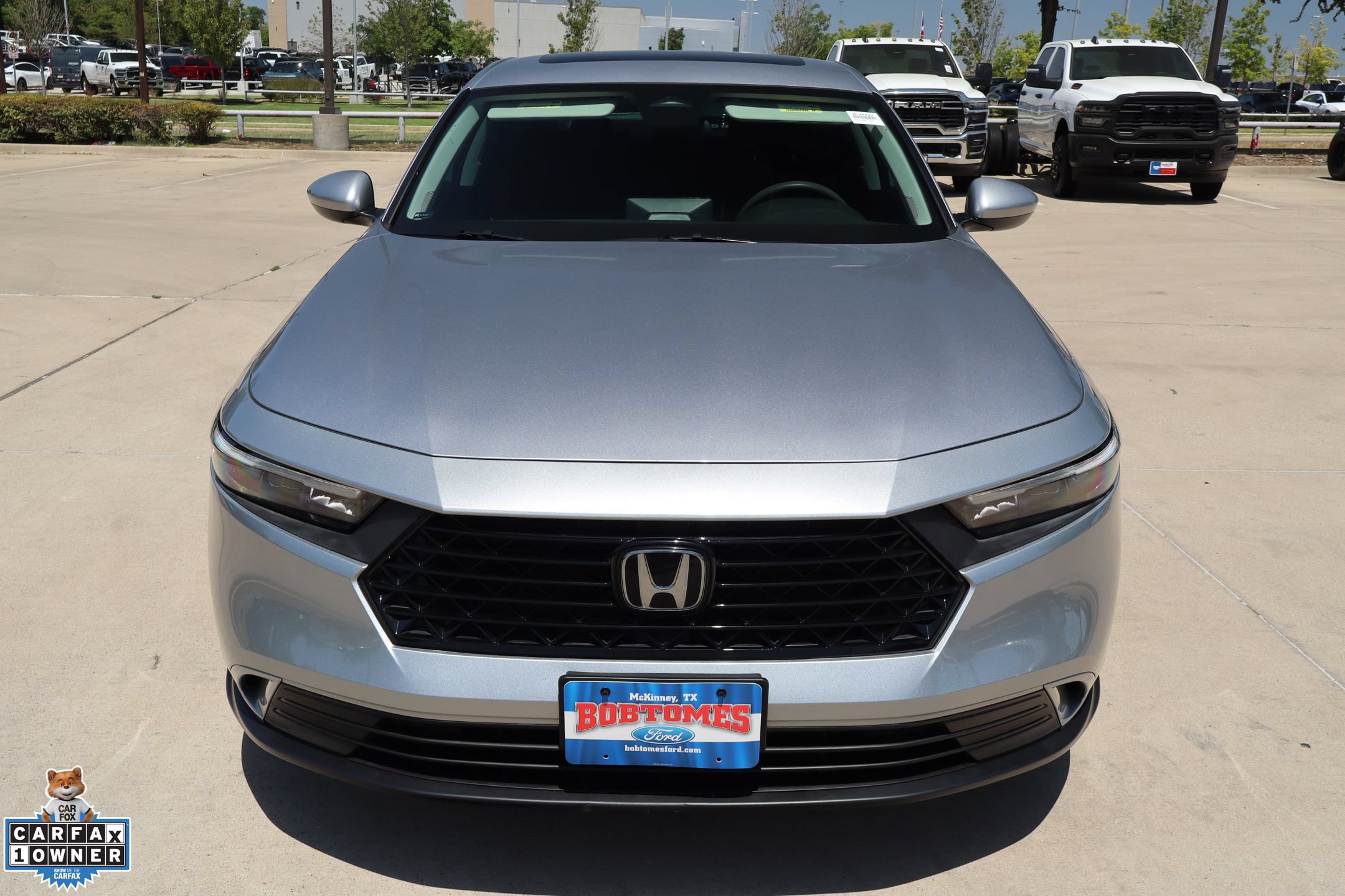 Used 2023 Honda Accord EX image 9
