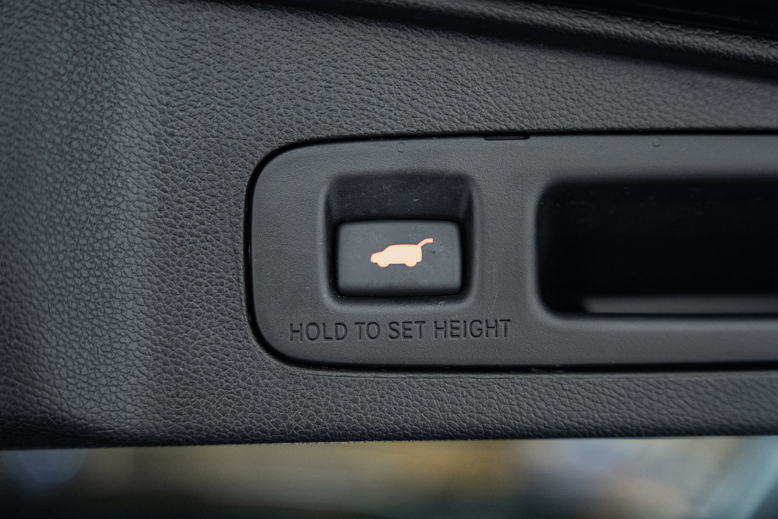 Used 2022 Honda CR-V Touring image 11