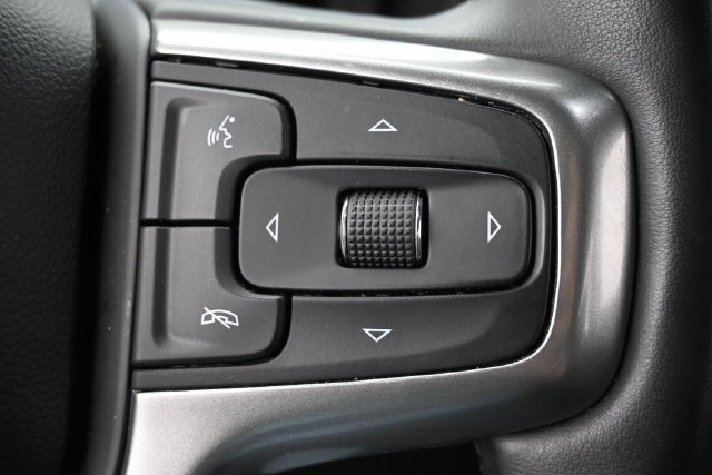 Used 2024 Chevrolet Suburban Premier AWD/4WD image 16