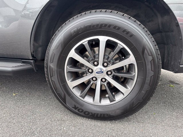 Certified 2019 Ford Expedition XLT w/ Equipment Group 201A AWD/4WD image 8