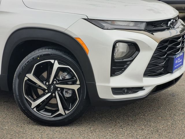 Used 2023 Chevrolet TrailBlazer RS w/ Sun and Liftgate Package image 6