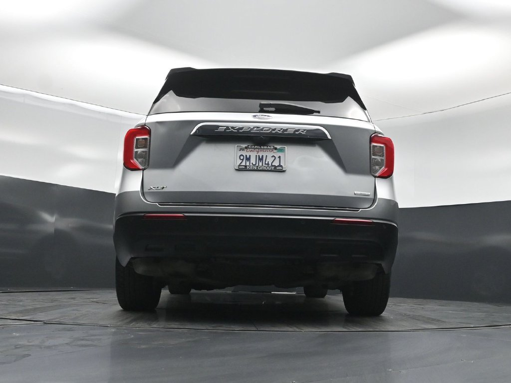 Certified 2020 Ford Explorer XLT RWD image 48