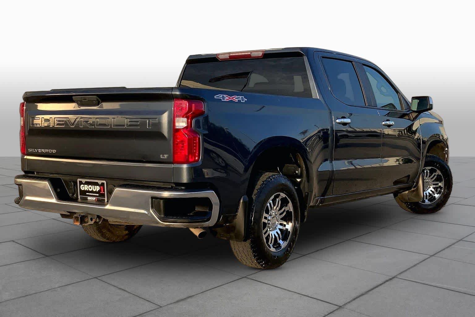 Used 2021 Chevrolet Silverado 1500 LT AWD/4WD image 13