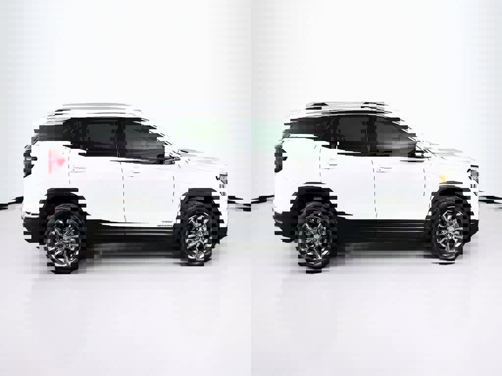 Used 2023 GMC Terrain SLT image 25