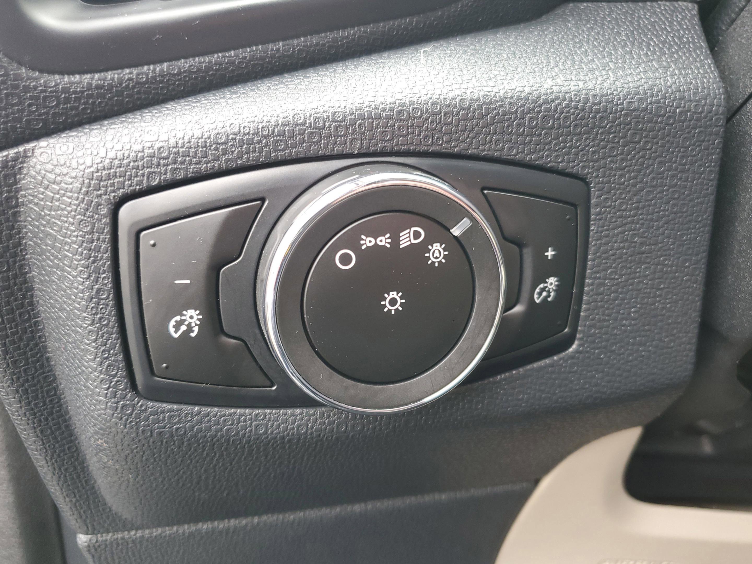 Certified 2020 Ford EcoSport S image 20