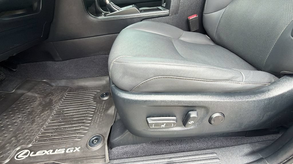Used 2023 Lexus GX 460 Premium AWD/4WD image 22