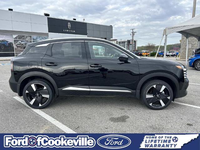 Used 2025 Nissan Kicks SR image 3