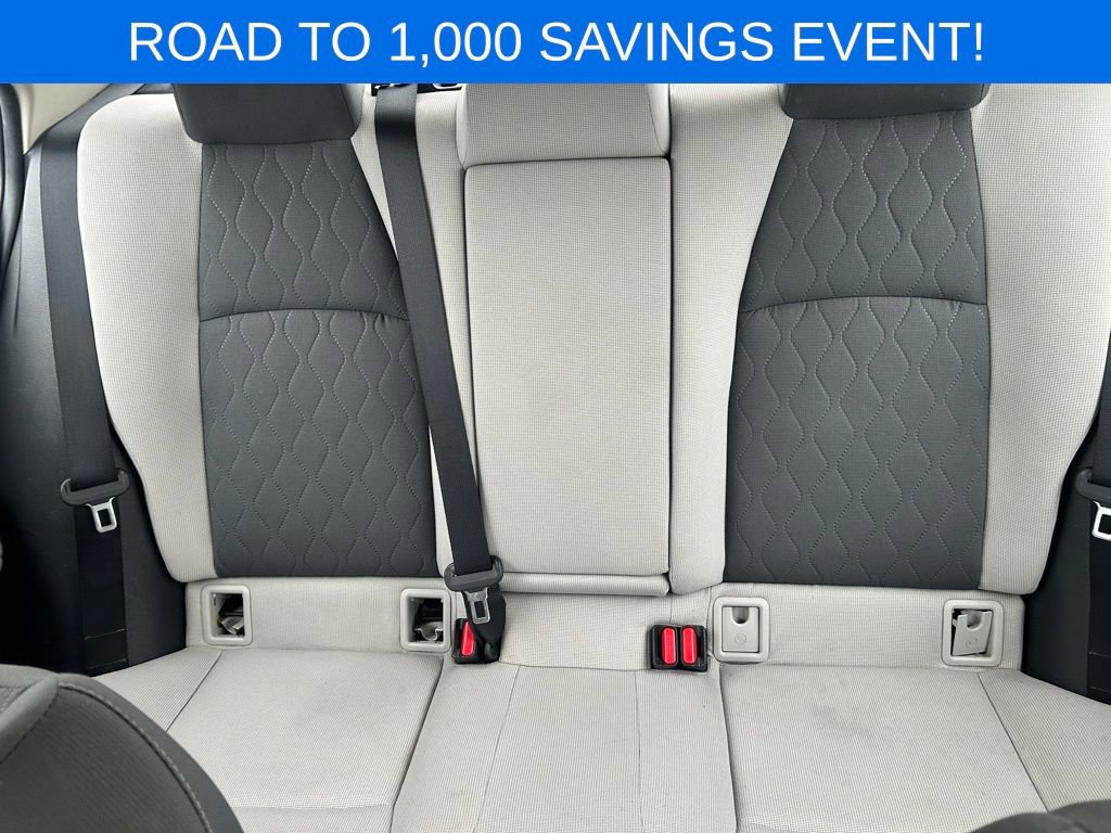 Used 2020 Toyota Corolla LE image 19
