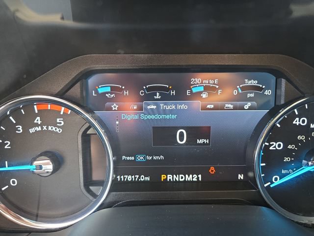 Certified 2019 Ford F250 Lariat w/ Lariat Value Package AWD/4WD image 15