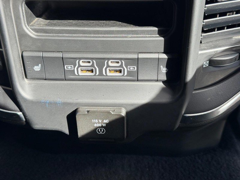 Used 2022 RAM 3500 Laramie image 15