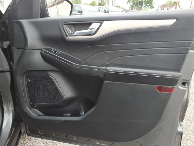 Certified 2022 Ford Escape SEL AWD/4WD image 17