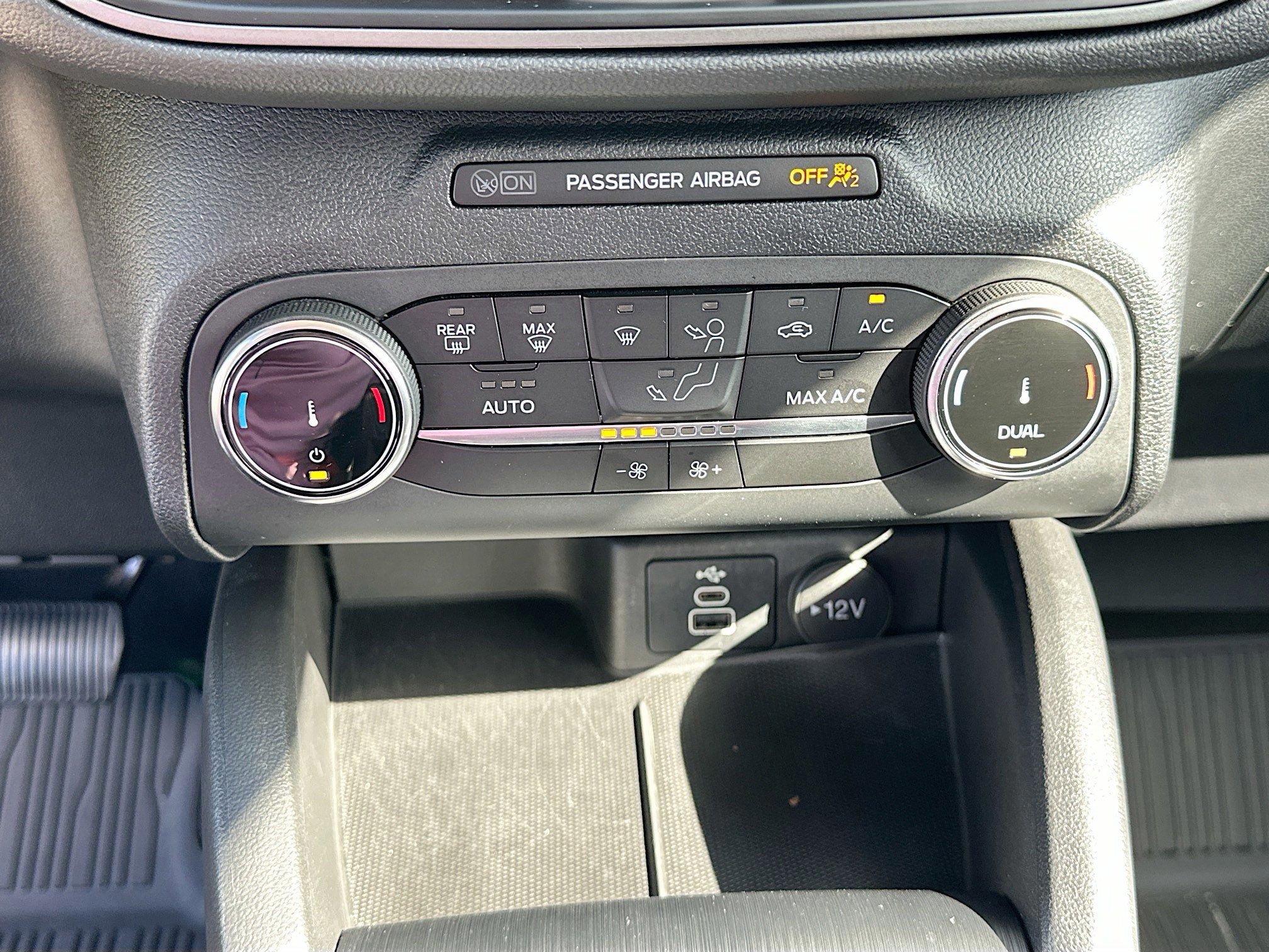 Certified 2025 Ford Escape Active image 15