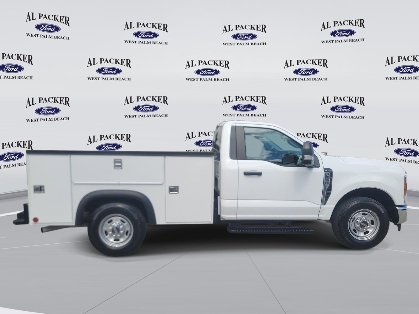Certified 2024 Ford F250 XL w/ XL Chrome Package RWD image 6