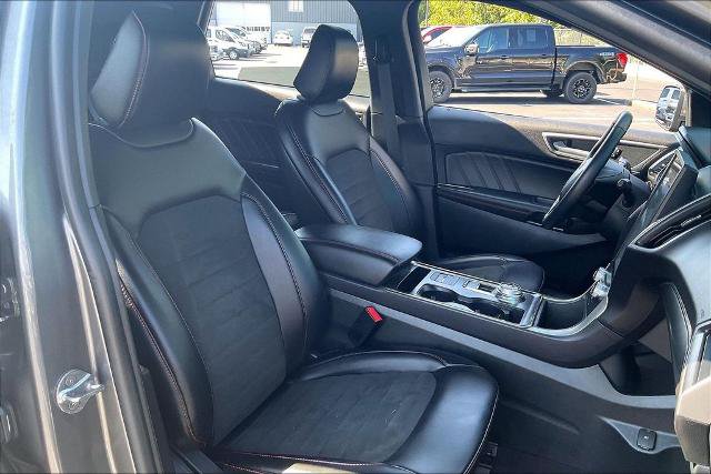 Certified 2024 Ford Edge ST-Line AWD/4WD image 7