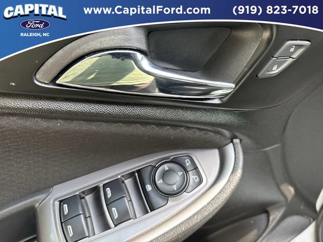 Used 2023 Chevrolet Malibu LT FWD image 21
