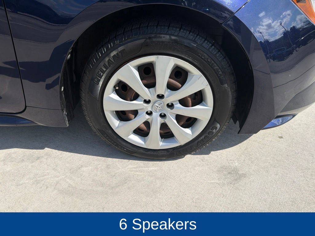 Used 2020 Toyota Corolla LE FWD image 12
