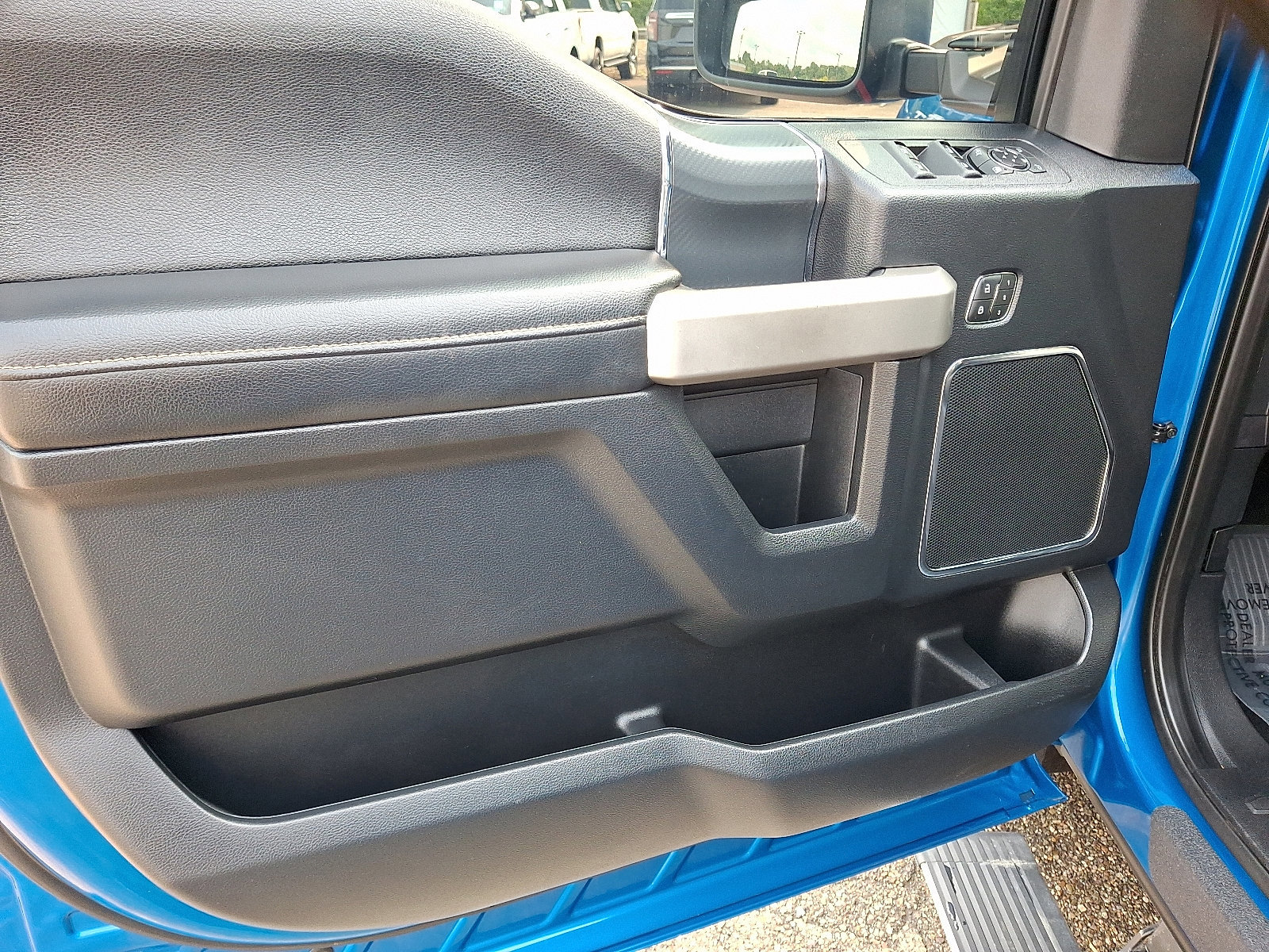 Certified 2020 Ford F150 Lariat w/ Equipment Group 502A Luxury image 13