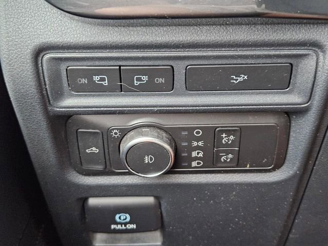 Certified 2022 Ford F150 XLT w/ Equipment Group 302A High image 22