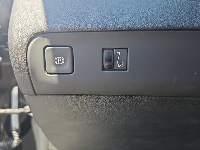 Used 2023 Buick Enclave Essence w/ Experience Buick Package FWD image 33