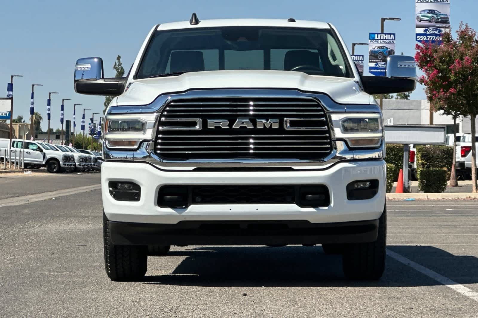 Used 2024 RAM 2500 Laramie w/ Safety Group AWD/4WD image 11