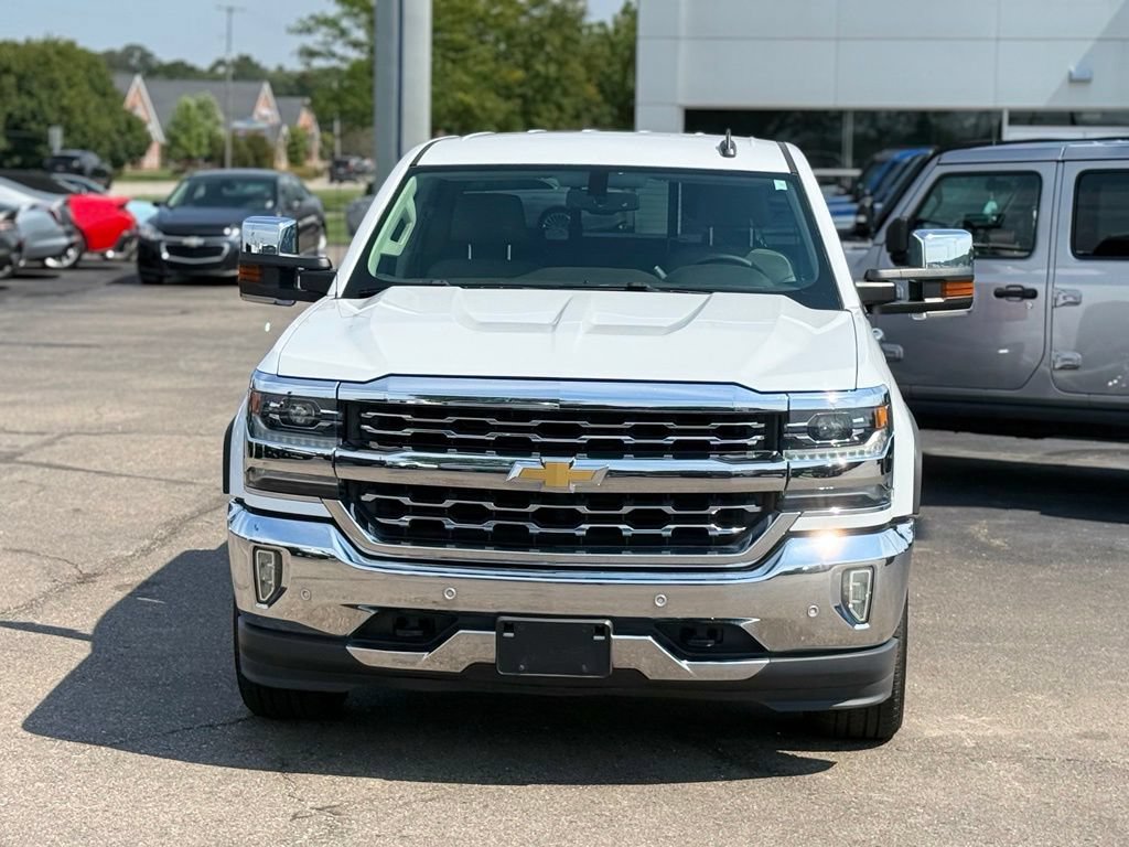 Used 2017 Chevrolet Silverado 1500 LTZ w/ Sport Package AWD/4WD image 28