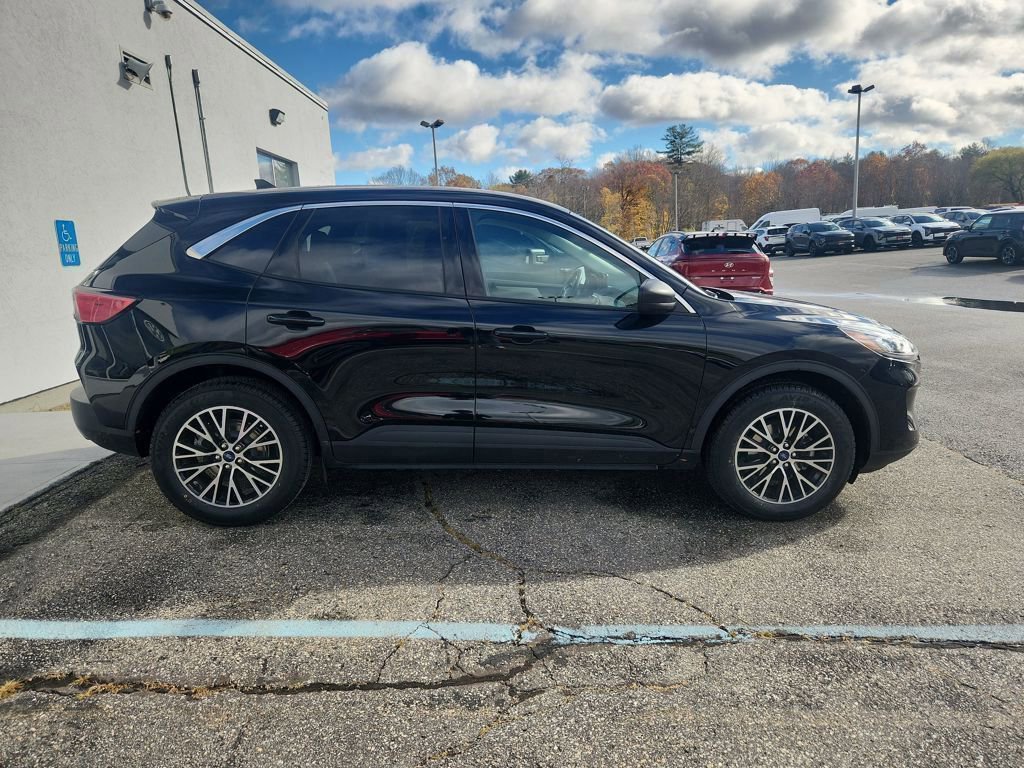 Certified 2022 Ford Escape SE w/ Convenience Package image 8