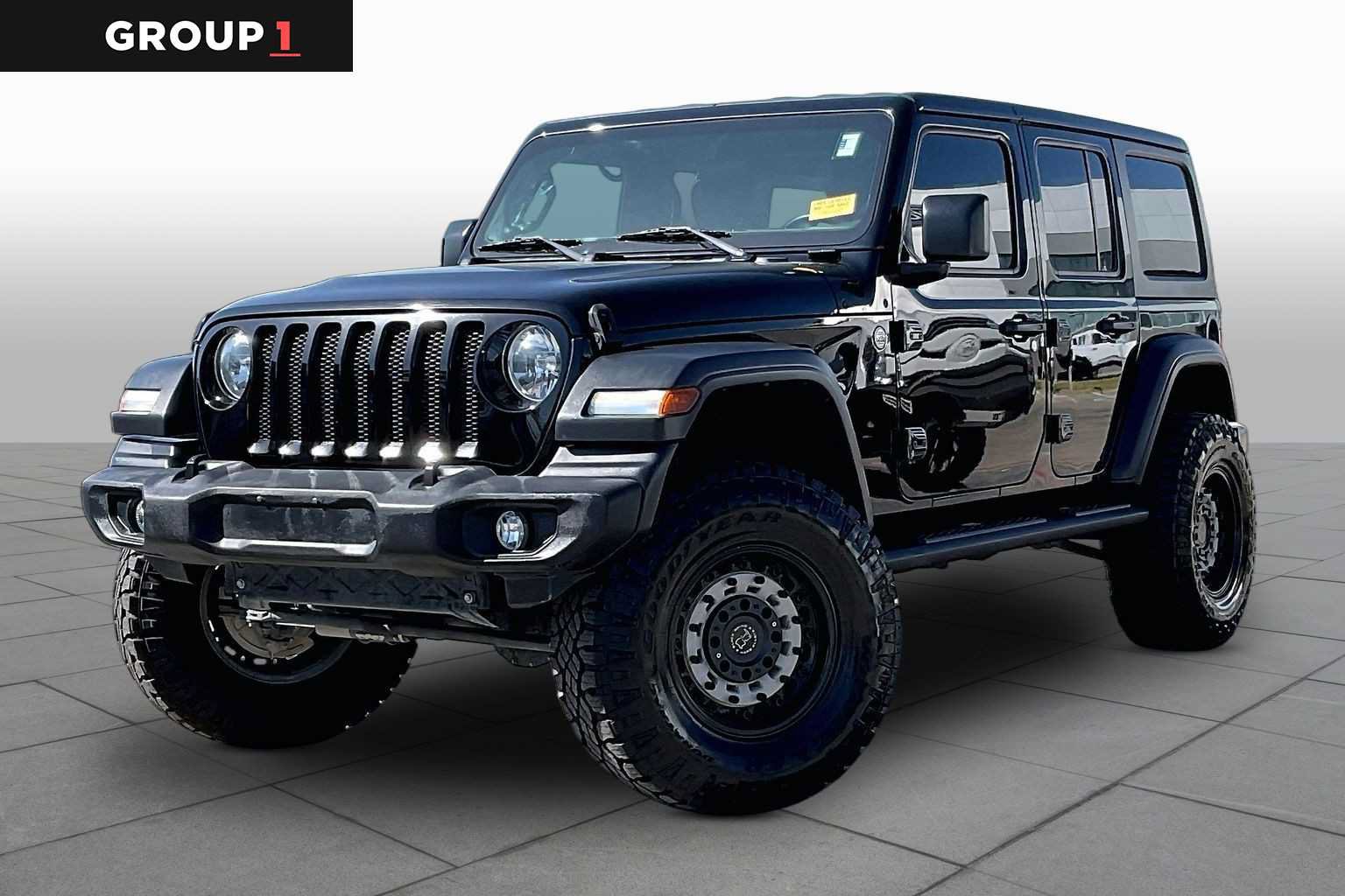 Used 2018 Jeep Wrangler Unlimited Sport S AWD/4WD image 1