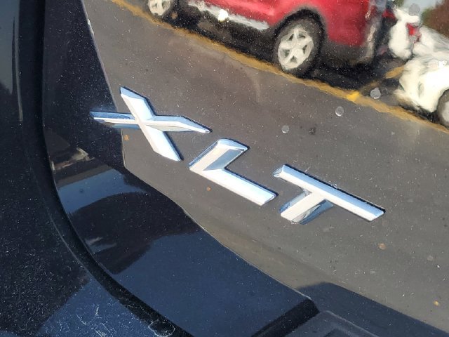Certified 2023 Ford Explorer XLT w/ Equipment Group 202A AWD/4WD image 7