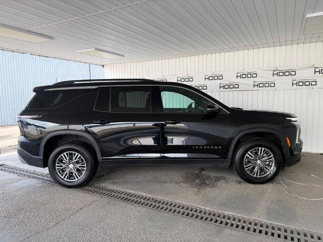 Used 2026 Chevrolet Traverse LT FWD image 23
